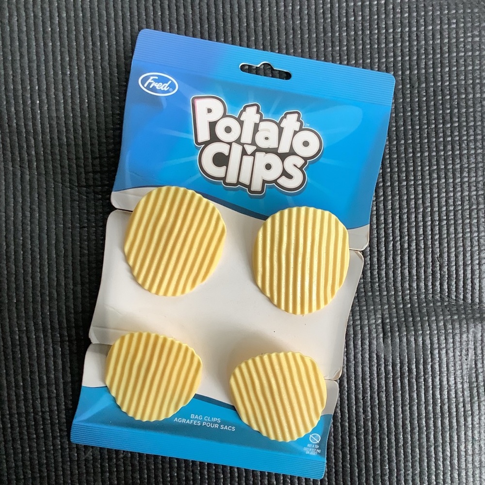 Potato Chip Clips by Fred. For those chip crazy fans! NWT